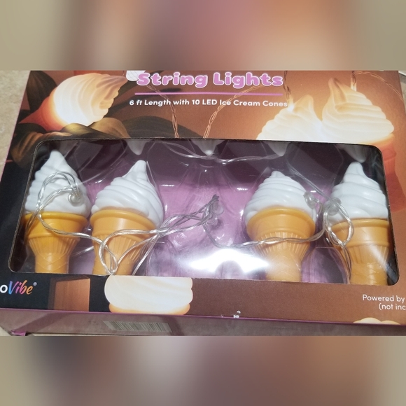 InnoVibe LED Ice Cream Cones String Lights (MISSING 1) - Picture 1 of 3